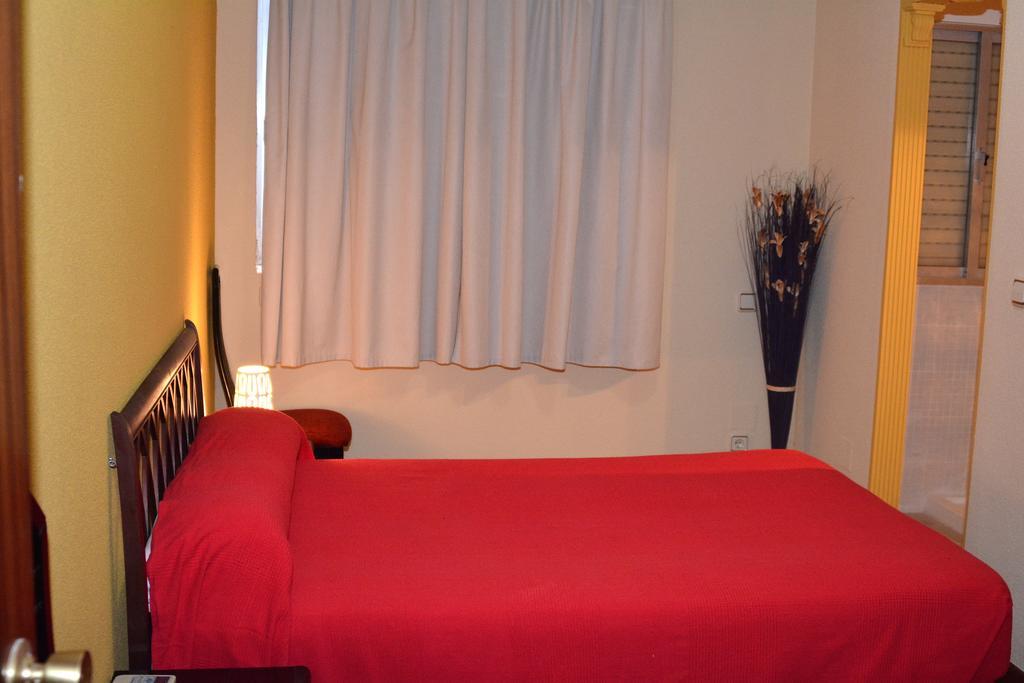 Hostal Gastrobar Carmelo Villarejo de Salvanés Kültér fotó