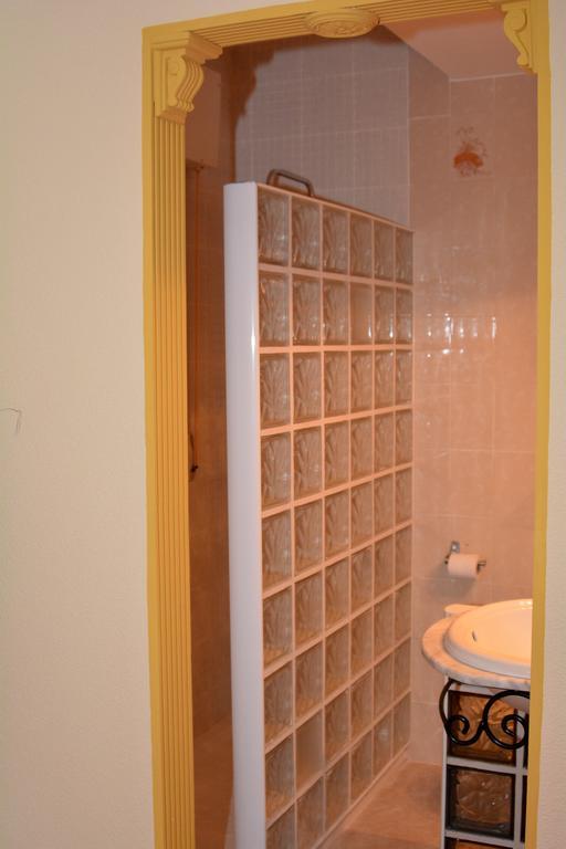 Hostal Gastrobar Carmelo Villarejo de Salvanés Kültér fotó